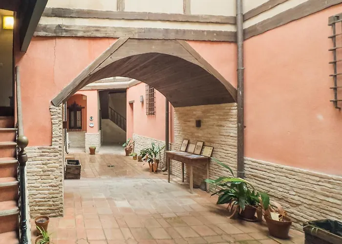 La Buhardilla Del Pozo Amargo By Ap Apartment Toledo